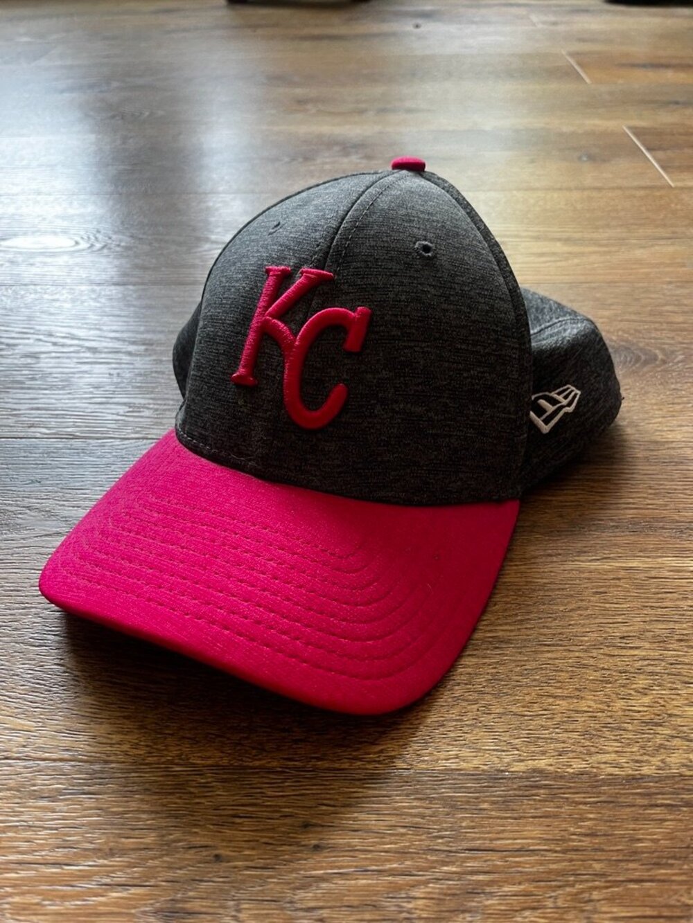 Kansas City Royals Hat in Pink and Gray